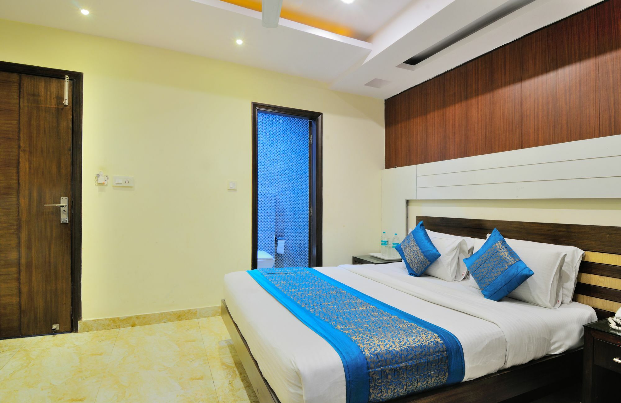 ניו דלהי Hotel Gold Star Inn - Paharganj מראה חיצוני תמונה