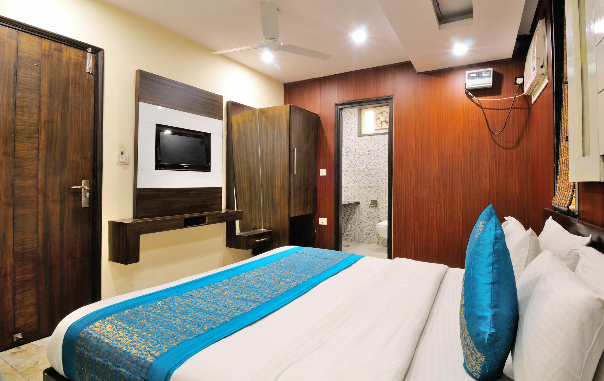 ניו דלהי Hotel Gold Star Inn - Paharganj מראה חיצוני תמונה