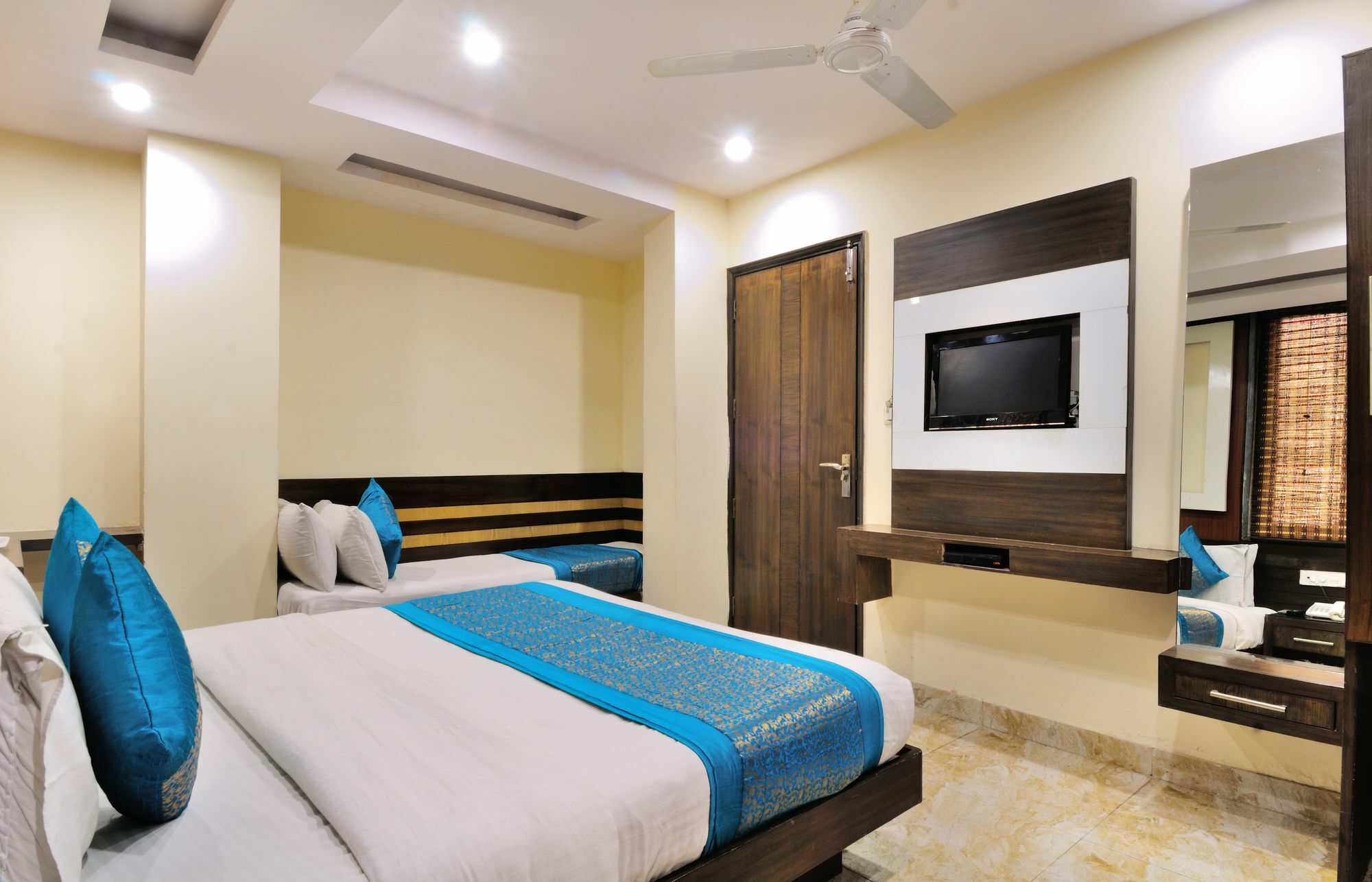 ניו דלהי Hotel Gold Star Inn - Paharganj מראה חיצוני תמונה